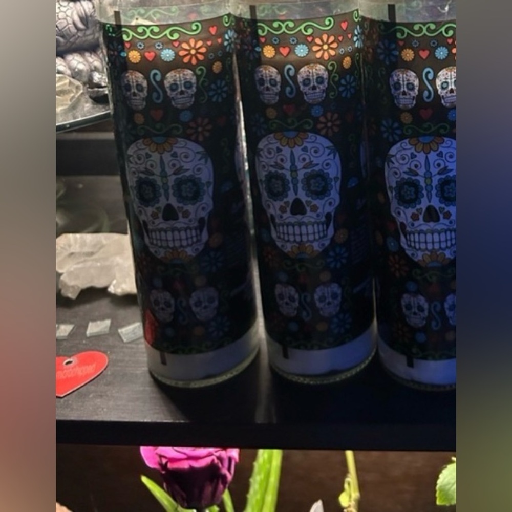 Mexican DAY OF THE DEAD SKULL 4 plates 3 candles punk goth set - Picture 4 of 8